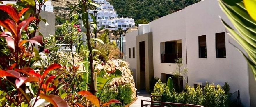 Almazara Views — three bedroom homes in Cerros del Lago, Istán (3 of 11)