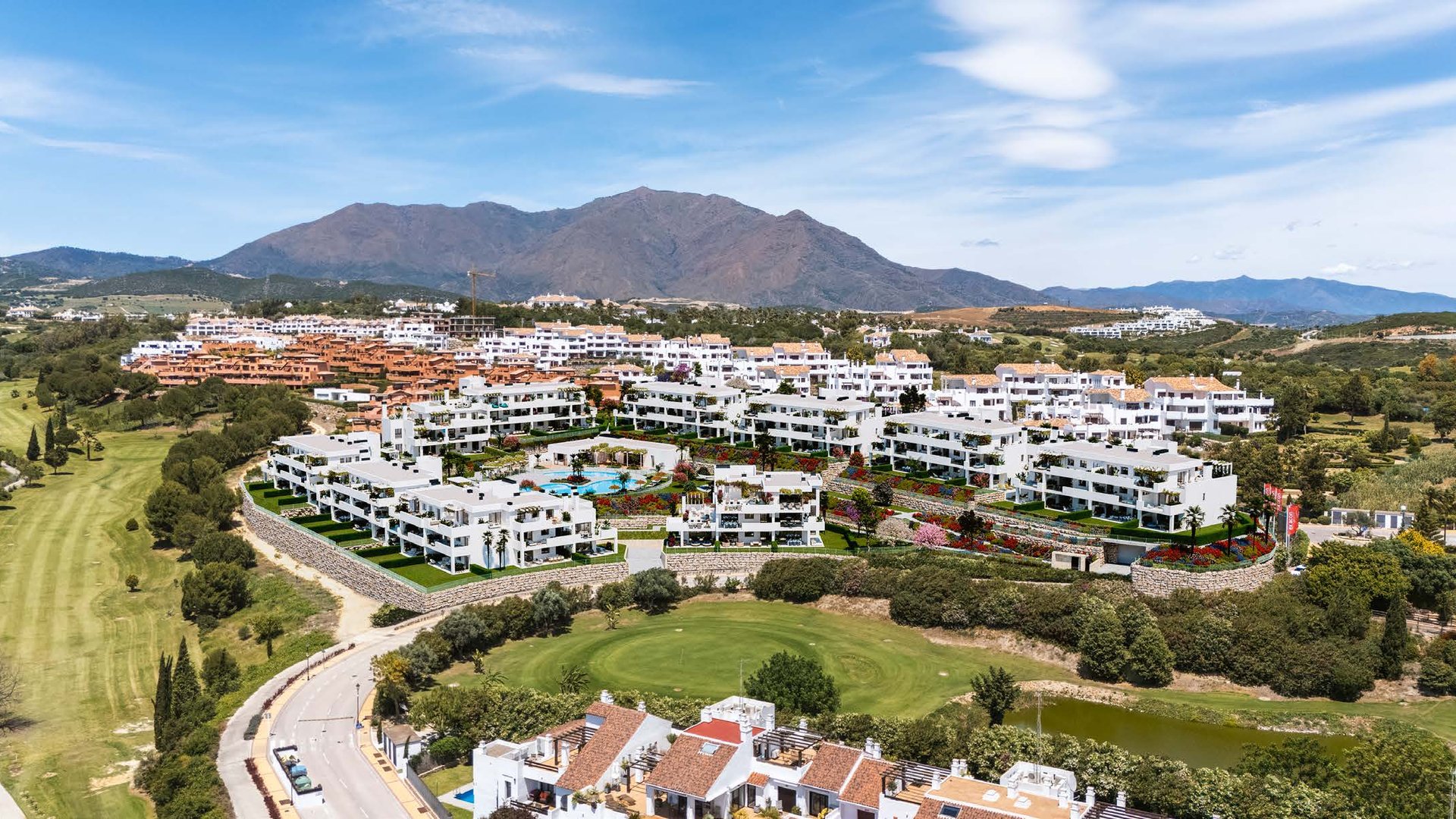 Amaranta Living — two and three bedroom apartments in Casares Costa Golf, Casares (1 of 9)