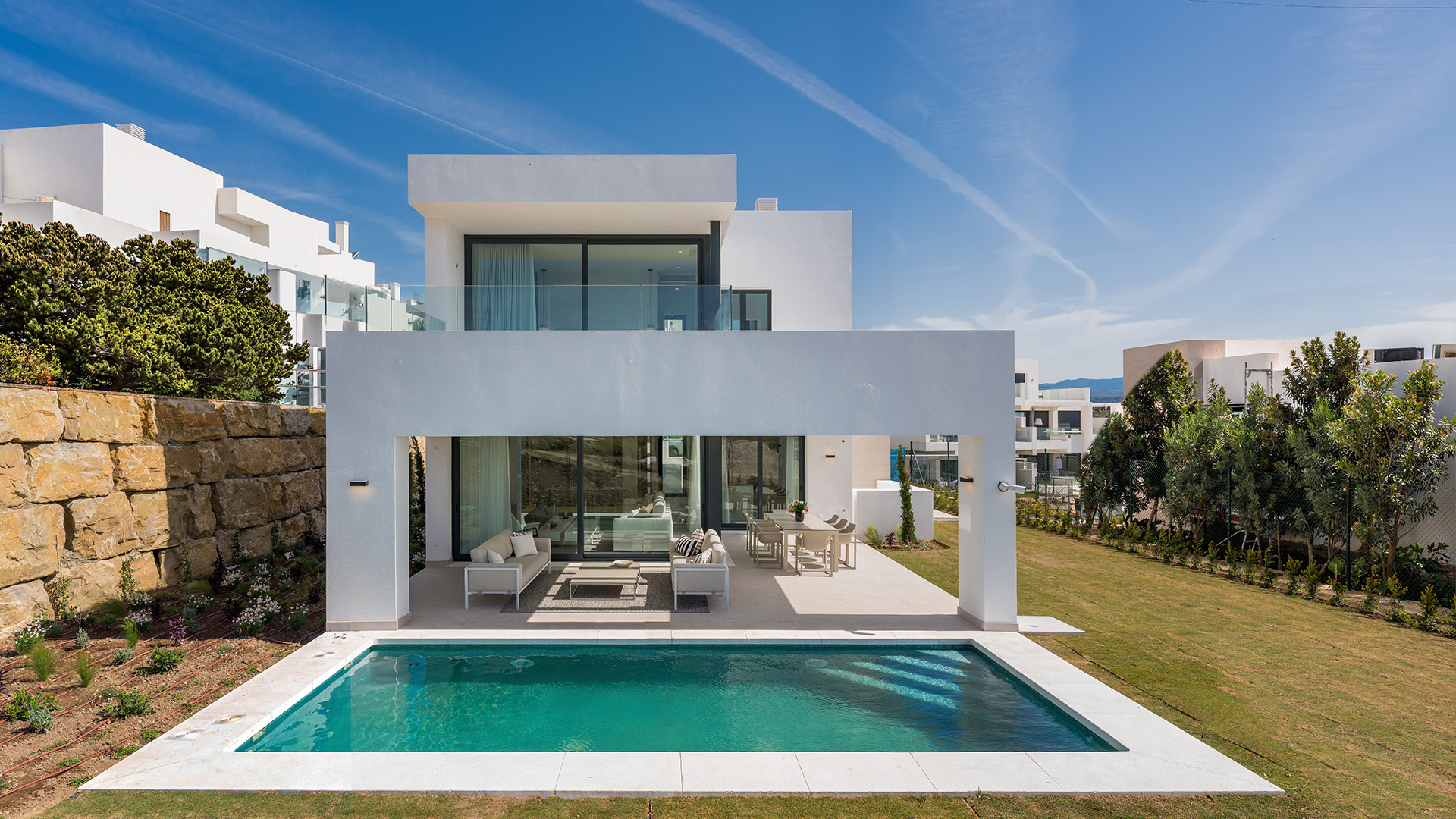Aurea Villas — three bedroom homes in Estepona Golf, Estepona (1 of 16)