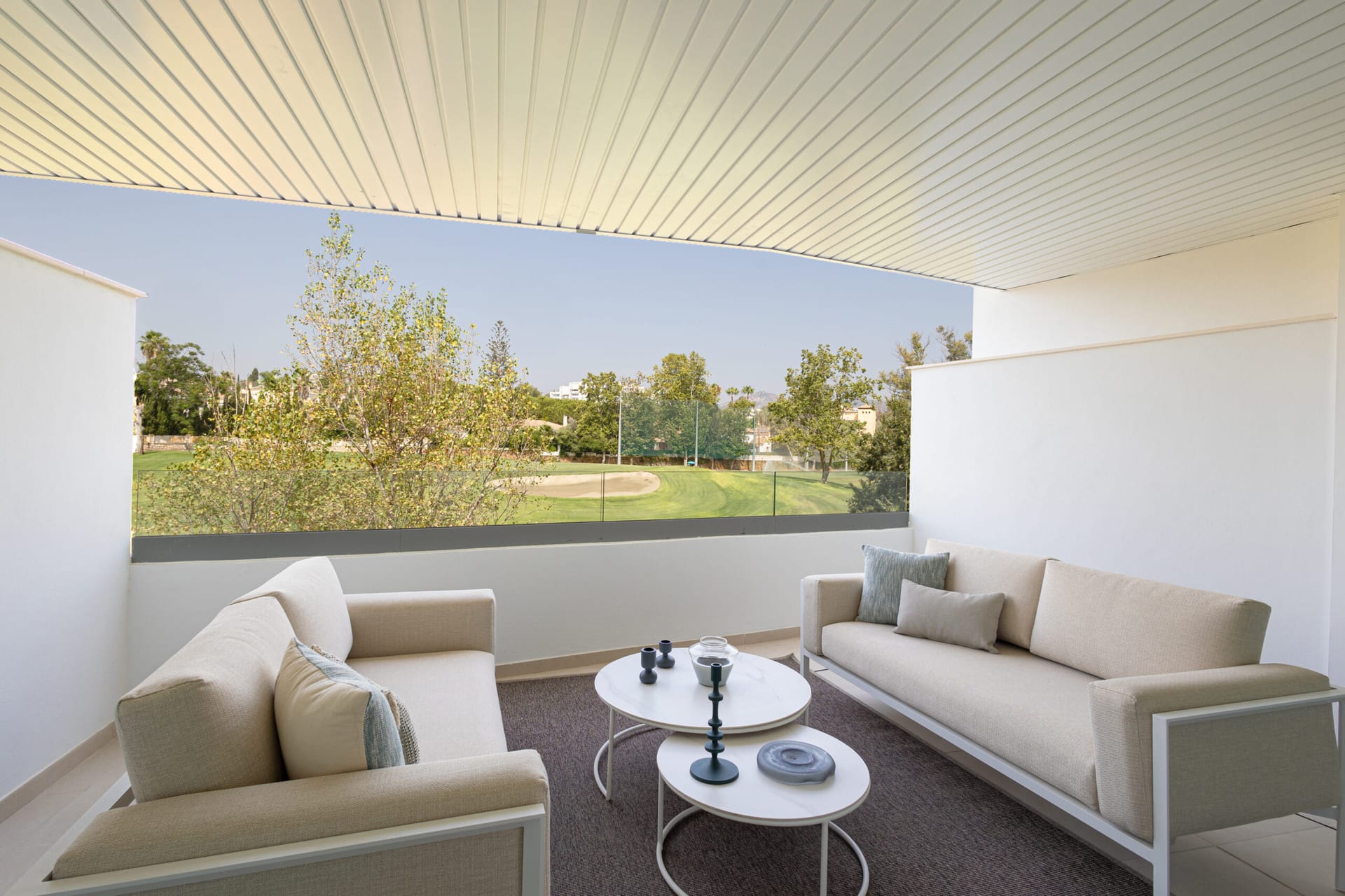 Breeze — two to four bedroom apartments in Guadalmina Alta, Marbella (2 of 10)