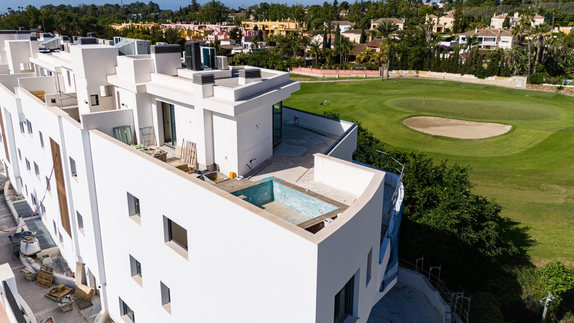 Breeze — two to four bedroom apartments in Guadalmina Alta, Marbella (7 of 10)