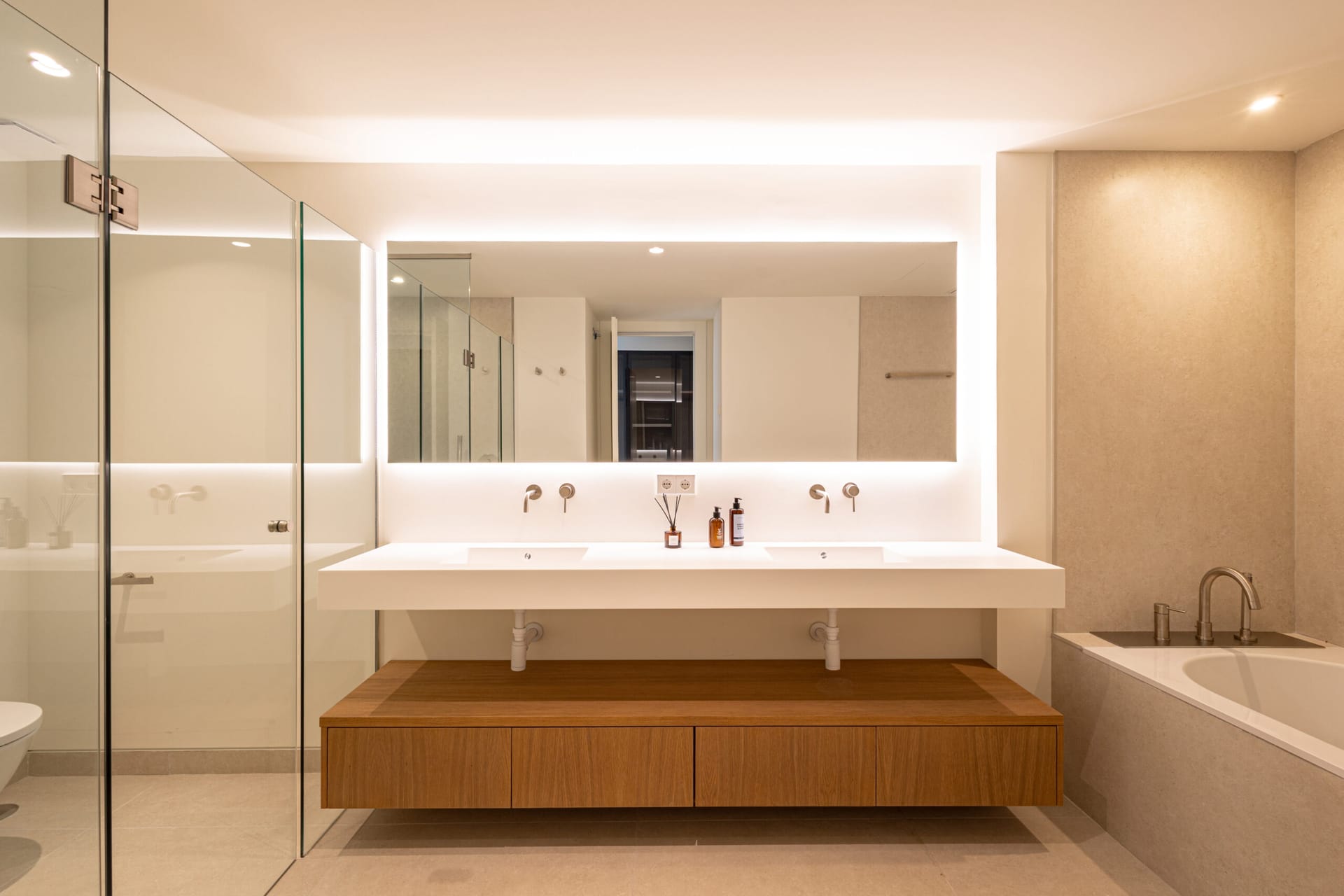 Earth — three and four bedroom apartments in Golden Mile, Marbella (6 of 11)