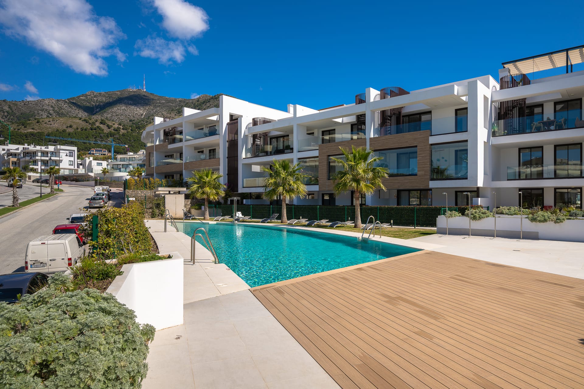 Horizon 36 — two and three bedroom apartments in El Higuerón, Fuengirola (1 of 16)