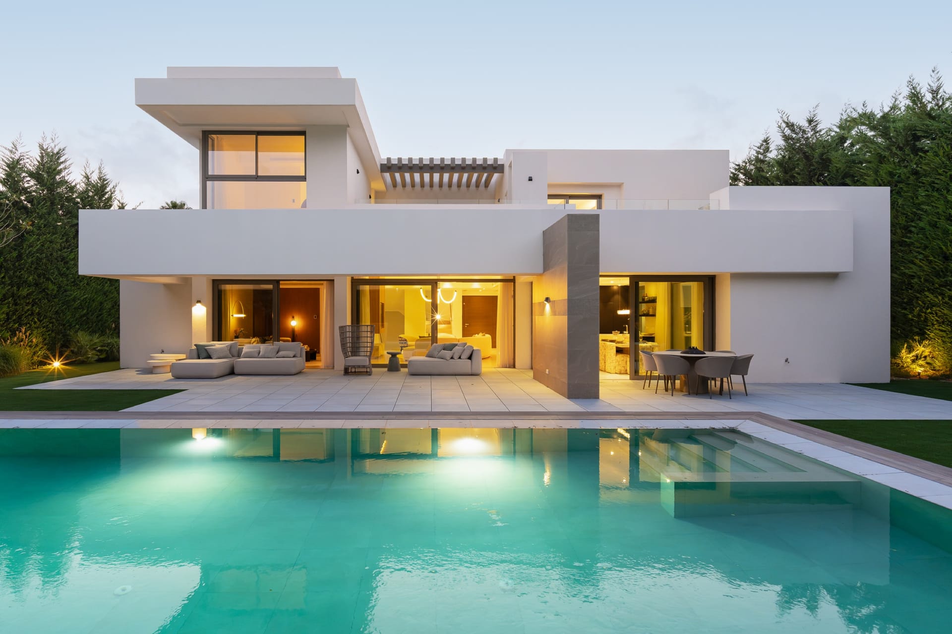 Nine in Paradise — four and five bedroom homes in El Paraíso, Estepona (1 of 14)