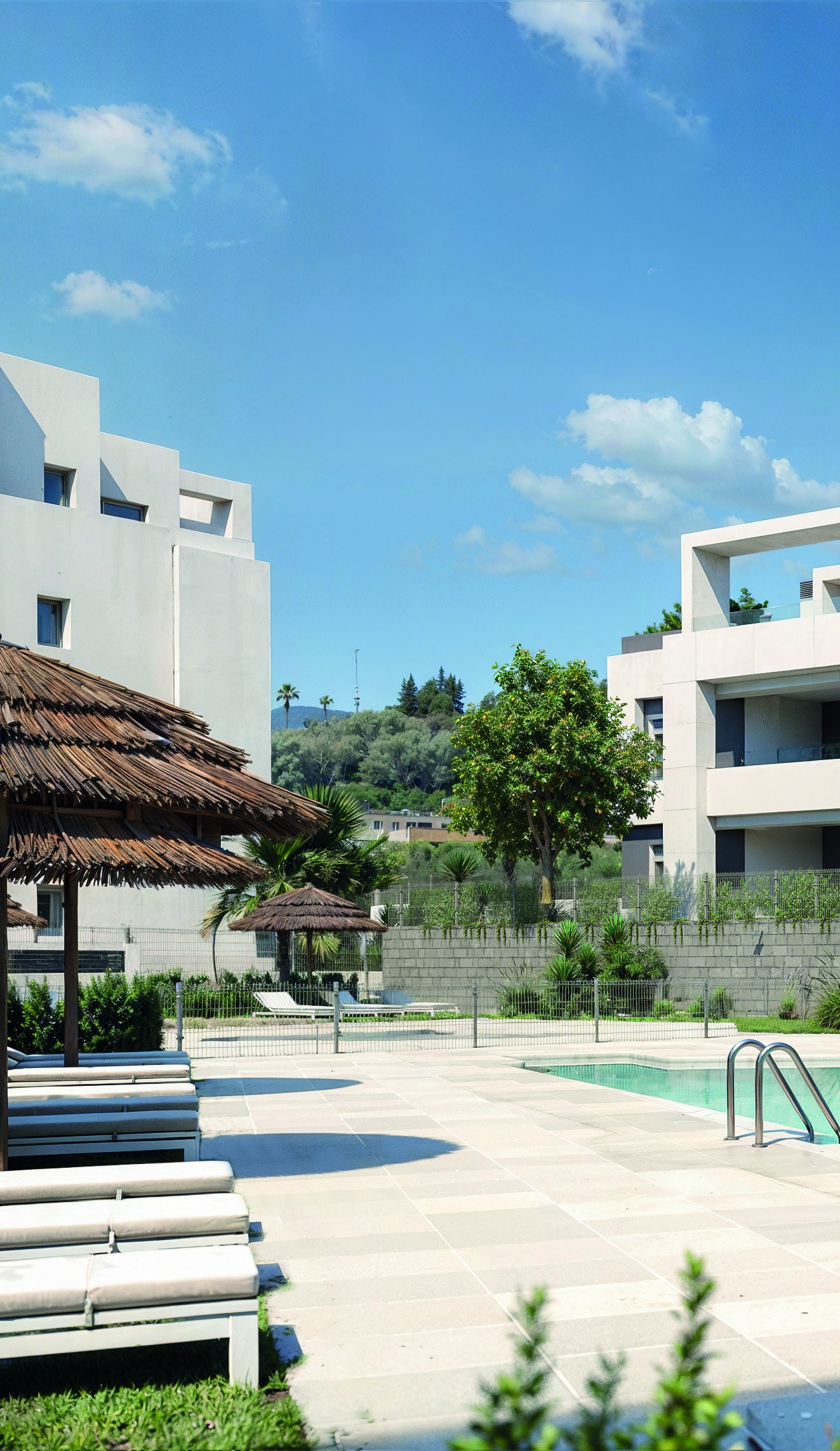 Vanian Gardens V — two and three bedroom apartments in La Resina, Estepona (2 of 8)